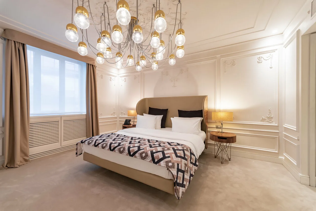 Номер «Представительский люкс» в Crown Hotel Санкт-Петербург
